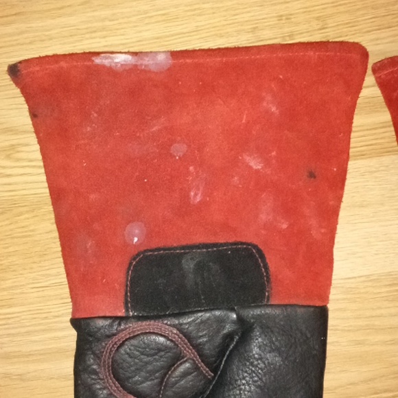 Lincoln Electric Premium Leather Welding Gloves One Size (USED) - Picture 3 of 6